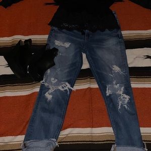 Super distressed high waisted American Eagle jeans